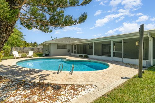 660 S Hedgecock Sq, Satellite Beach, FL, 32937-3927 | Card Image