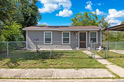 505 Avenue E, Poteet, TX, 78065 | Card Image