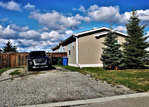 20 Noblefern Way Sw, Sundre, AB, T0M1X0 | Card Image