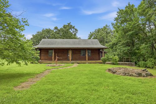 17083 Kentucky Rd, Neosho, MO, 64850-8588 | Card Image