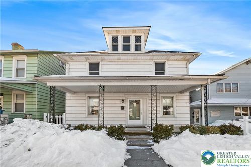 1352 Main St, NORTHAMPTON, PA, 18067-1612 | Card Image
