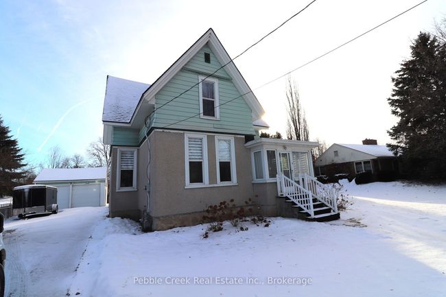 111 St Georges Cres, Home with 2 bedrooms, 2 bathrooms and 6 parking in Goderich ON | Image 23