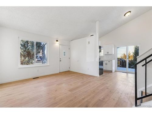 17406 E Temple Dr, Aurora, CO, 80015-1924 | Card Image