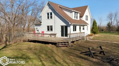 570 310th St, Woden, IA, 50484-8504 | Card Image