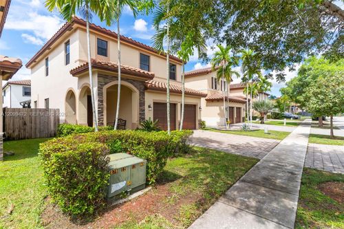 480-480 Se 35th Ave, Homestead, FL, 33033-7483 | Card Image