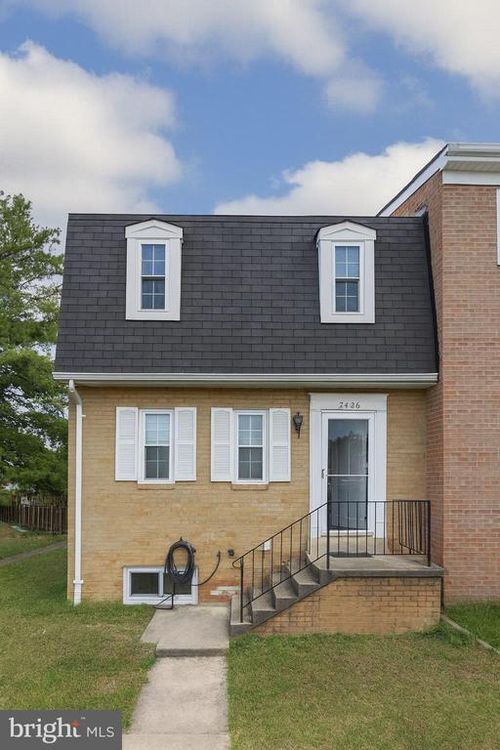 7426 Rhondda Dr, LORTON, VA, 22079-1503 | Card Image
