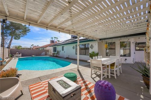 3709 Broxburn St, Las Vegas, NV, 89108-5341 | Card Image