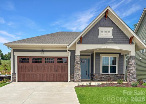 2968 Alveston Dr Nw, Concord, NC, 28027-5657 | Card Image
