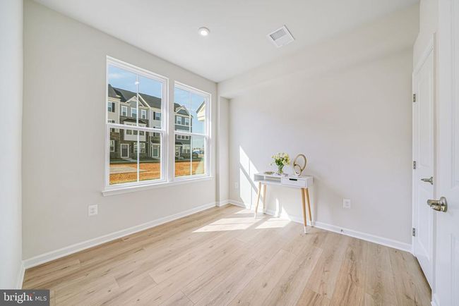 4724 Torrey Ln, Townhouse with 3 bedrooms, 4 bathrooms and null parking in FREDERICKSBURG VA | Image 4