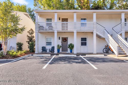 7-114 Ethel Cir, Ocean Springs, MS, 39564-3742 | Card Image
