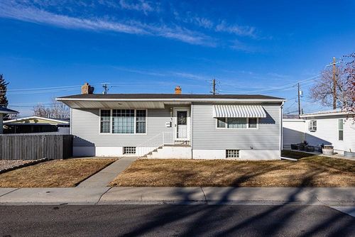 206 Agate St, Rock Springs, WY, 82901-6604 | Card Image