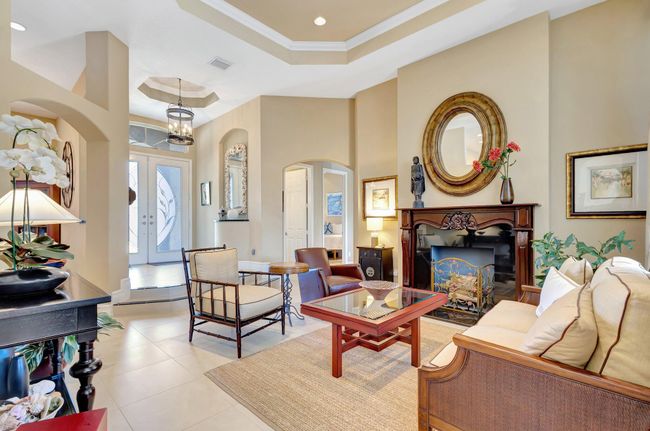 547 Robin Ln, House other with 5 bedrooms, 4 bathrooms and null parking in Jupiter FL | Image 8