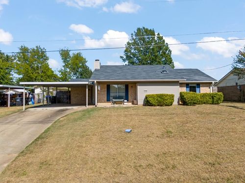 3704 Dowell Dr, Longview, TX, 75604 | Card Image