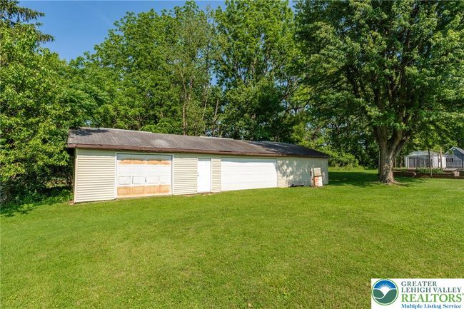 3324 Golf Course Rd, House other with 3 bedrooms, 2 bathrooms and null parking in Allentown PA | Image 15