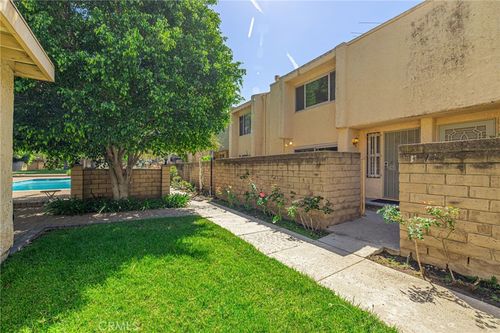 unit-2-8633 Balboa Blvd, Northridge, CA, 91325-3546 | Card Image