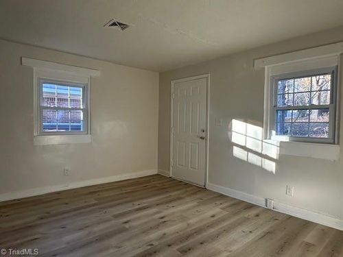 apt-b-1008 Anderson Pl, High Point, NC, 27260-7216 | Card Image