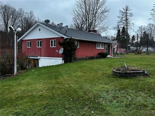 352 North St, West Winfield, NY, 13491-2004 | Card Image
