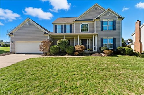 11065 Dunsby Ave Nw, Uniontown, OH, 44685-8697 | Card Image