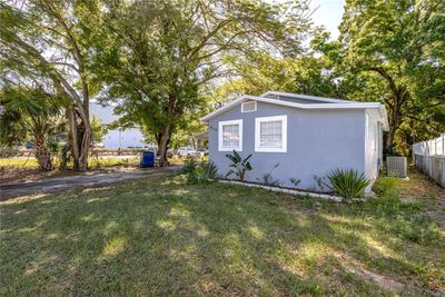 919 E Dr Martin Luther King Jr Boulevard, House other with 2 bedrooms, 2 bathrooms and null parking in Tampa FL | Image 2