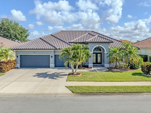 715 Thistlelake Dr, VENICE, FL, 34293-7247 | Card Image