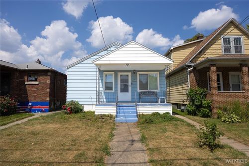 2784 Monroe Ave, Niagara Falls, NY, 14303-2024 | Card Image