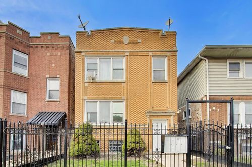 4250 W Haddon Ave, Chicago, IL, 60651-3503 | Card Image