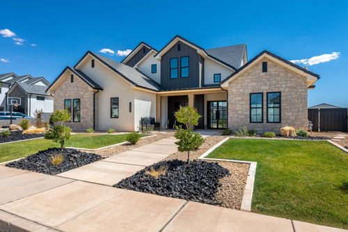 3076 E Blue Heron Dr, St George, UT, 84790-2652 | Card Image