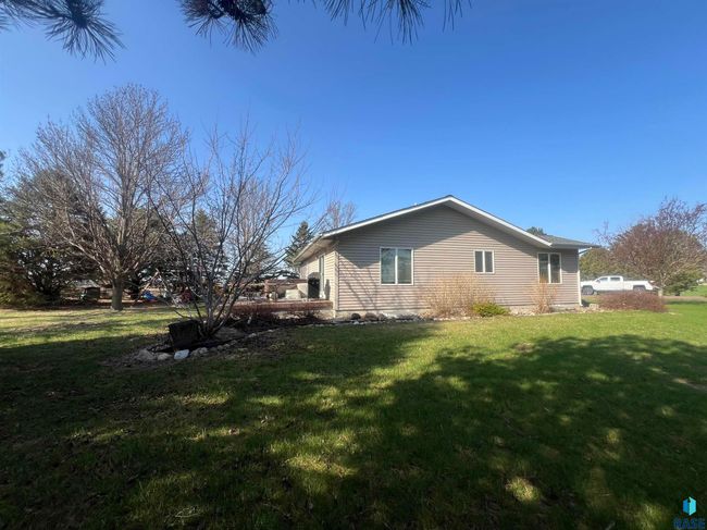 12091 110 Th St, House other with 3 bedrooms, 2 bathrooms and null parking in Edgerton MN | Image 7