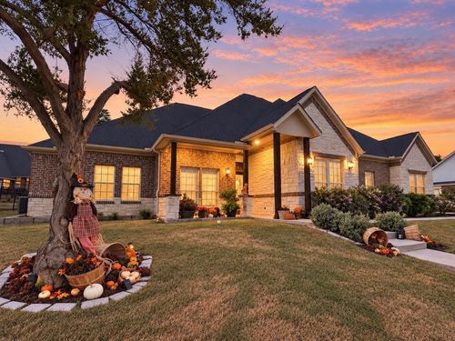 1906 Clearview Dr, Ennis, TX, 75119-2192 | Card Image
