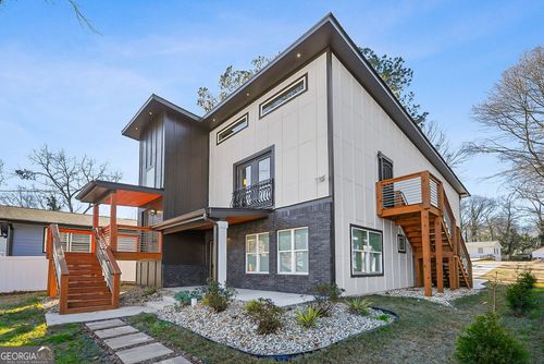 2847 Forrest Hills Dr Sw, atlanta, GA, 30315-9024 | Card Image