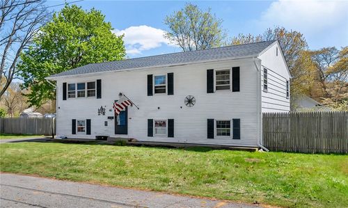 46 Merle St, Warwick, RI, 02889-2413 | Card Image