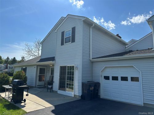 202 Homestead Village Dr, Warwick, NY, 10990-4218 | Card Image