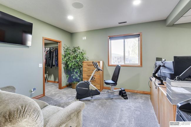 7881 Wisteria Way, House other with 5 bedrooms, 3 bathrooms and 3 parking in Fort Calhoun NE | Image 56