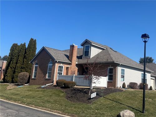4391 Hunters Chase Ln, Wooster, OH, 44691-7304 | Card Image