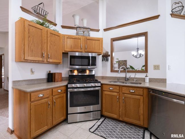 4502 S Misty Isle Pt, House other with 5 bedrooms, 3 bathrooms and null parking in Mapleton IL | Image 22