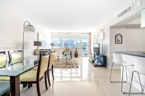 801-250 174th St, Sunny Isles Beach, FL, 33160-3348 | Card Image