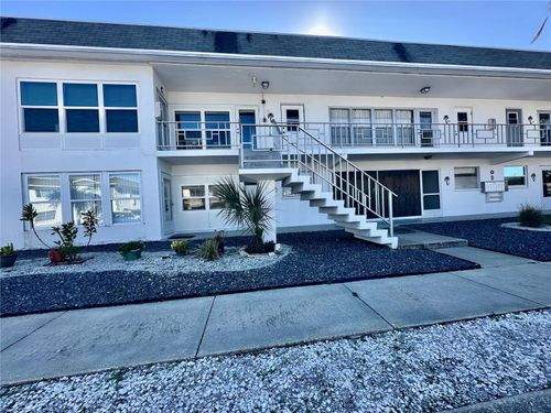 d9-1221 Drew Street, CLEARWATER, FL, 33755 | Card Image