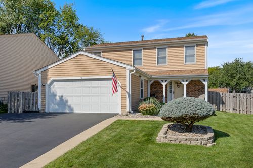 716 Sand Creek Dr, Carol Stream, IL, 60188-9138 | Card Image