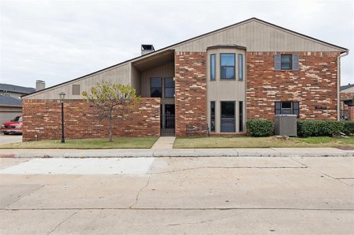 131-6500 N Grand Blvd, Oklahoma City, OK, 73116-3427 | Card Image