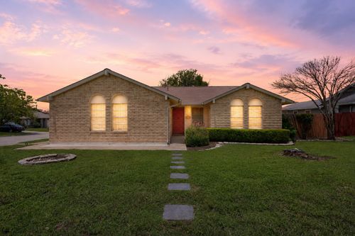 1006 Edgerly Ln, Pflugerville, TX, 78660-2454 | Card Image