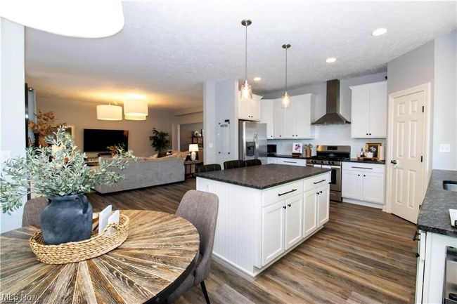 2343 Pebble Brook Path, House other with 3 bedrooms, 3 bathrooms and null parking in Orrville OH | Image 11