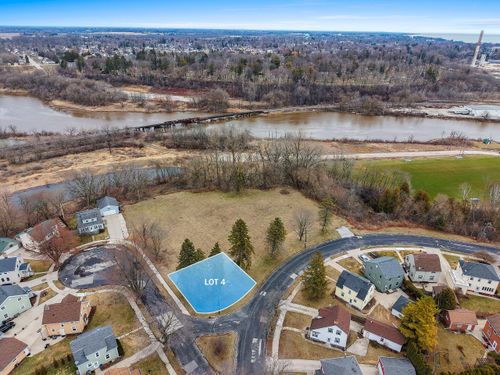 Lot 4 Riverview Dr, Manitowoc, WI, 54220 | Card Image