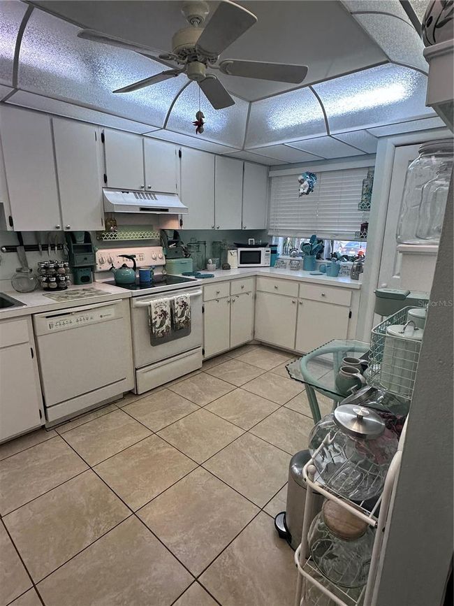 APT-303 - 93 Boundary Blvd, Condo with 2 bedrooms, 2 bathrooms and null parking in ROTONDA WEST FL | Image 17
