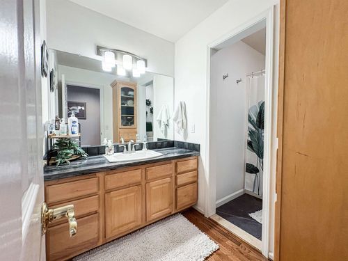 13114 Bunker Ct, Clio, MI, 48420-8270 | Card Image