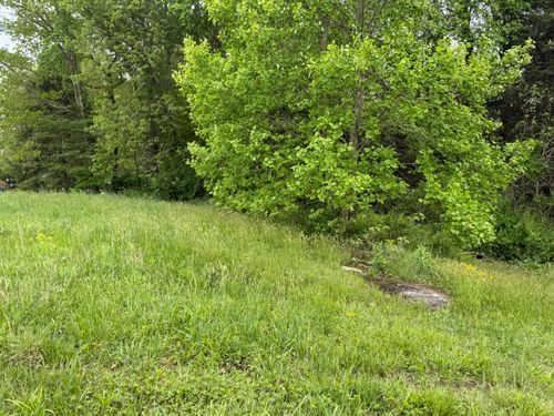 9999 Warm Springs Dr, London, KY, 40744 | Card Image