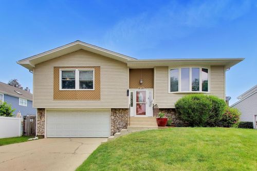650 Nassau Dr, Roselle, IL, 60172-3416 | Card Image