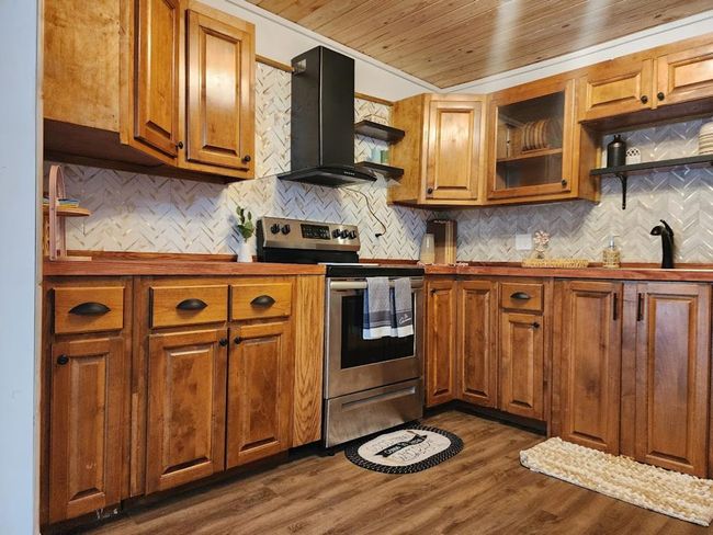 603 Nw 3 Rd St, House other with 3 bedrooms, 2 bathrooms and 2 parking in Carrabelle FL | Image 13