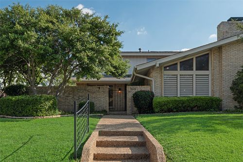 7426 Woodthrush Dr, Dallas, TX, 75230-4239 | Card Image