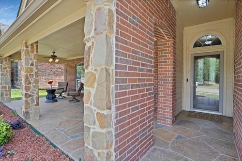 1116 Linden Dr, Burleson, TX, 76028-8402 | Card Image