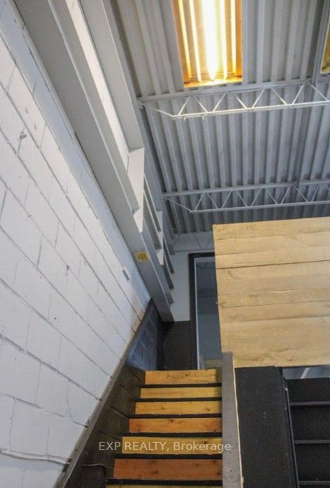 Commercial Lease in Toronto C11 2